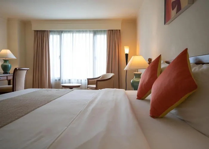 Silom Serene A Boutique 酒店 4*